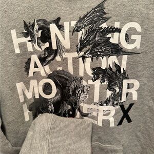 Uniqlo Gray Graphic Sweatshirt